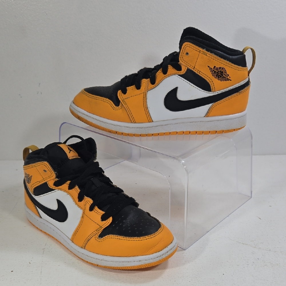 Nike Air Jordan 1 Mid Kids Black & Yellow Sneakers Youth 3